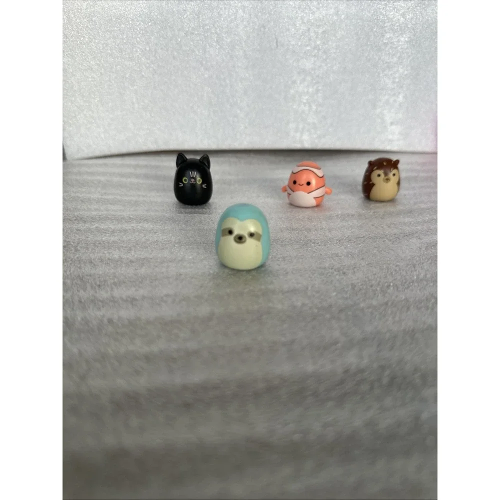 Squishmallows Mini Hans‎ Ricky Jamal Hedgehog Fish Sloth Cat